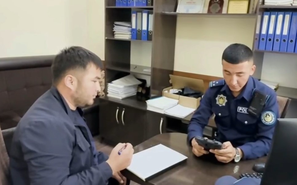Мат в прямом эфире TikTok обернулся штрафом для жителя Сарыагаша